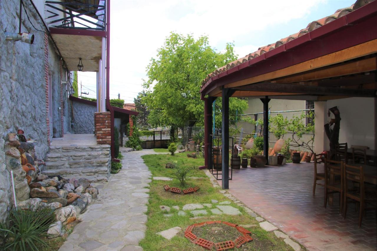 Gh Sanapiro Hotel Telavi Esterno foto
