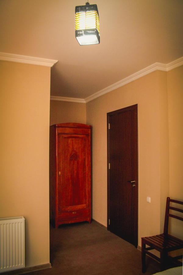 Gh Sanapiro Hotel Telavi Esterno foto
