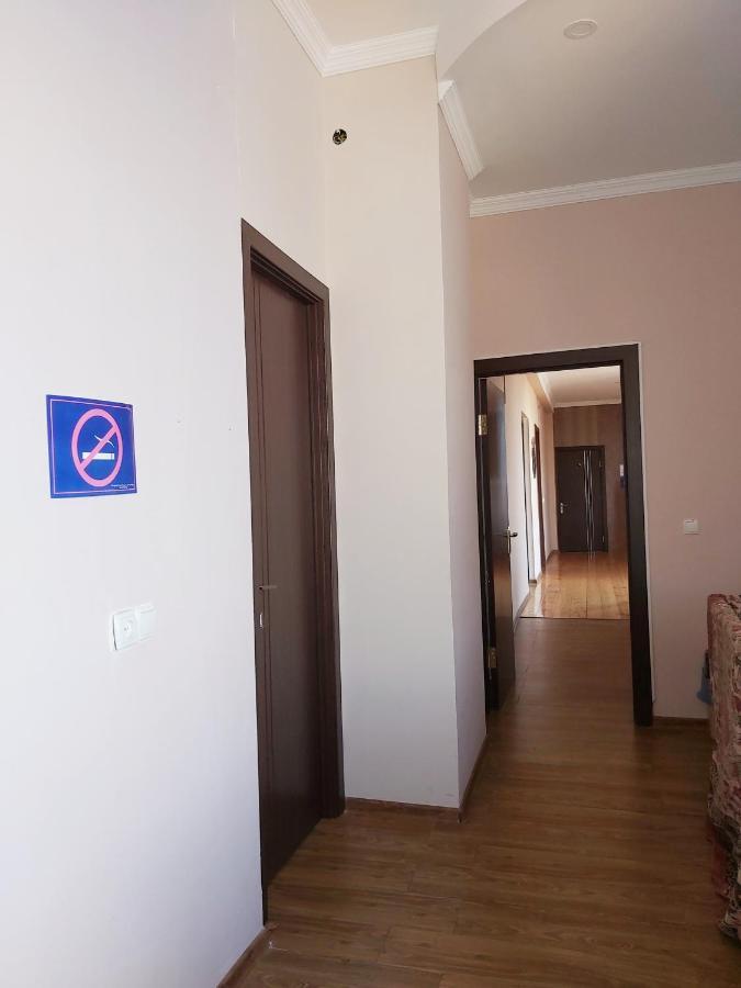 Gh Sanapiro Hotel Telavi Esterno foto